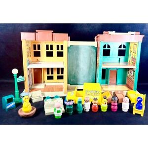 Vtg 1974 Fisher Price Play Family SESAME STREET 938 Excellent Graphics 22 Pieces